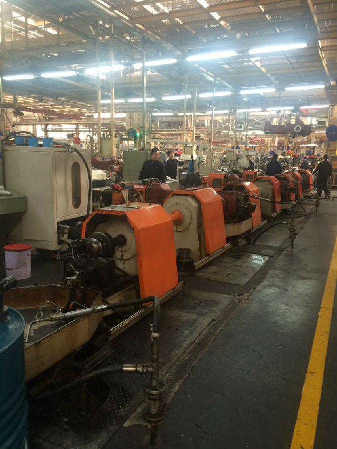 第一拖拉機現場4.jpg 中國第一拖拉機有限公司使用現場片圖片